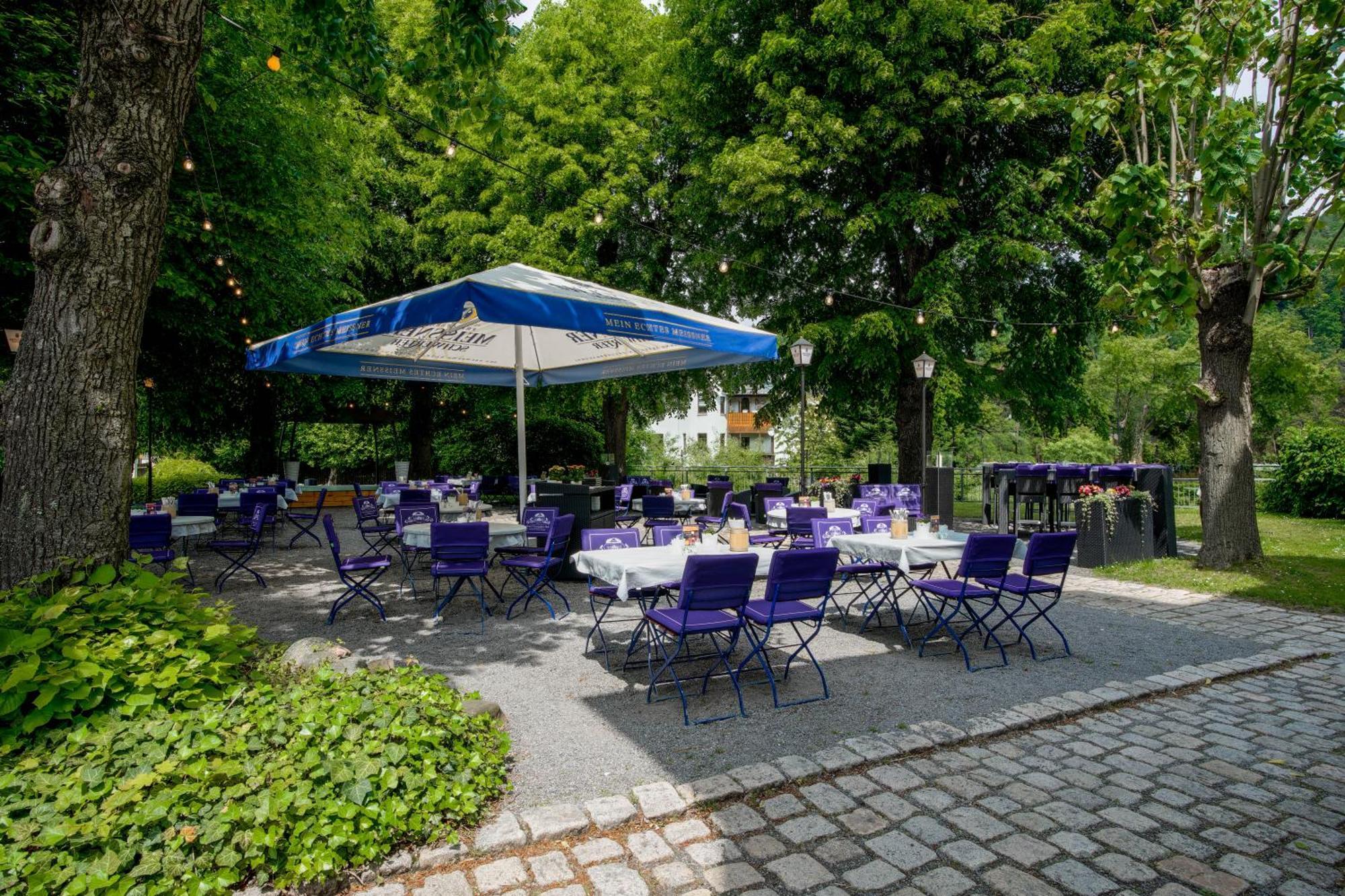 Hotel Neustaedter Hof ชวาร์เซนเบิร์ก ภายนอก รูปภาพ