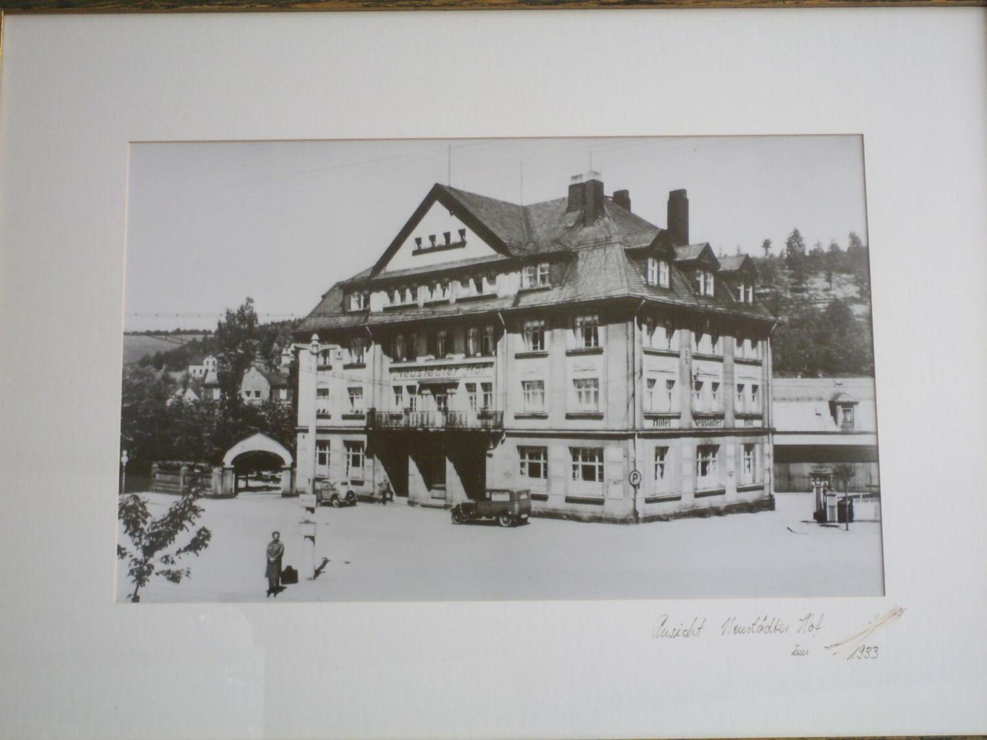 Hotel Neustaedter Hof ชวาร์เซนเบิร์ก ภายนอก รูปภาพ