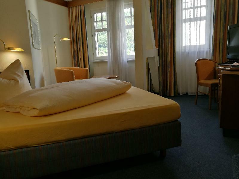Hotel Neustaedter Hof ชวาร์เซนเบิร์ก ภายนอก รูปภาพ