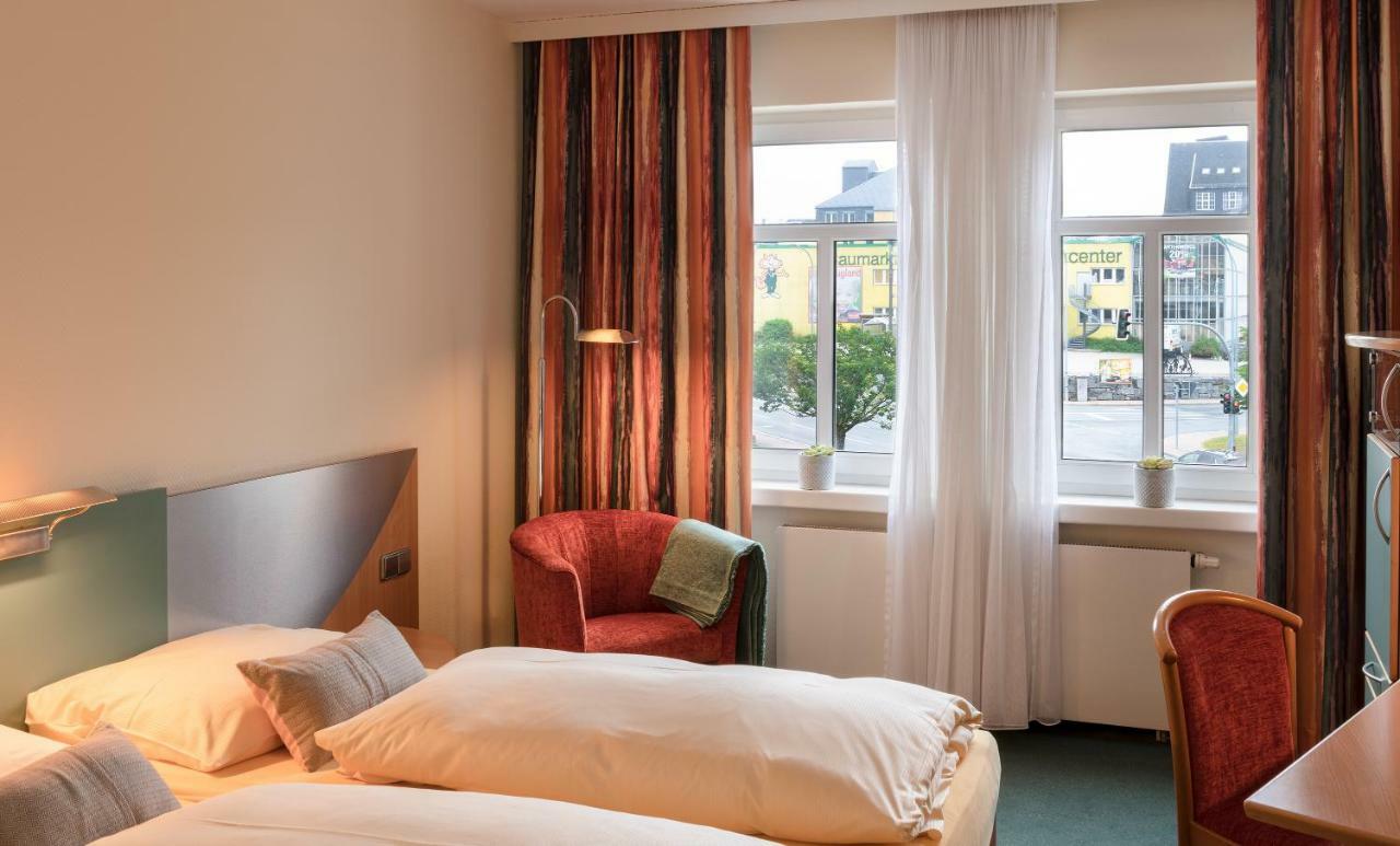 Hotel Neustaedter Hof ชวาร์เซนเบิร์ก ภายนอก รูปภาพ